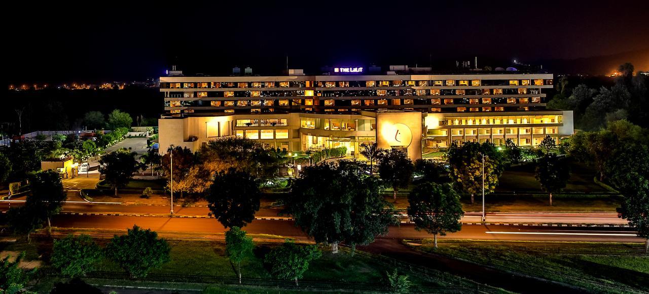 The Lalit Chandigarh Bagian luar foto